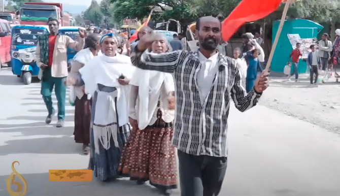 Tigrayans protest in Adi Gudem over the ousting of local officials in a power struggle within the ruling TPLF party on July 27.