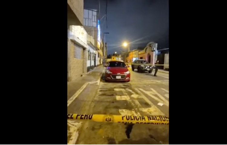 Anthony Rodríguez Rumiche, a reporter with digital media outlet Prensa Callao TV, posted a video after his car was shot at least 20 times in Callao, a province neighboring Lima, Peru. (Screenshot: Facebook/Noticia Al Día - Bagua Grande TV)