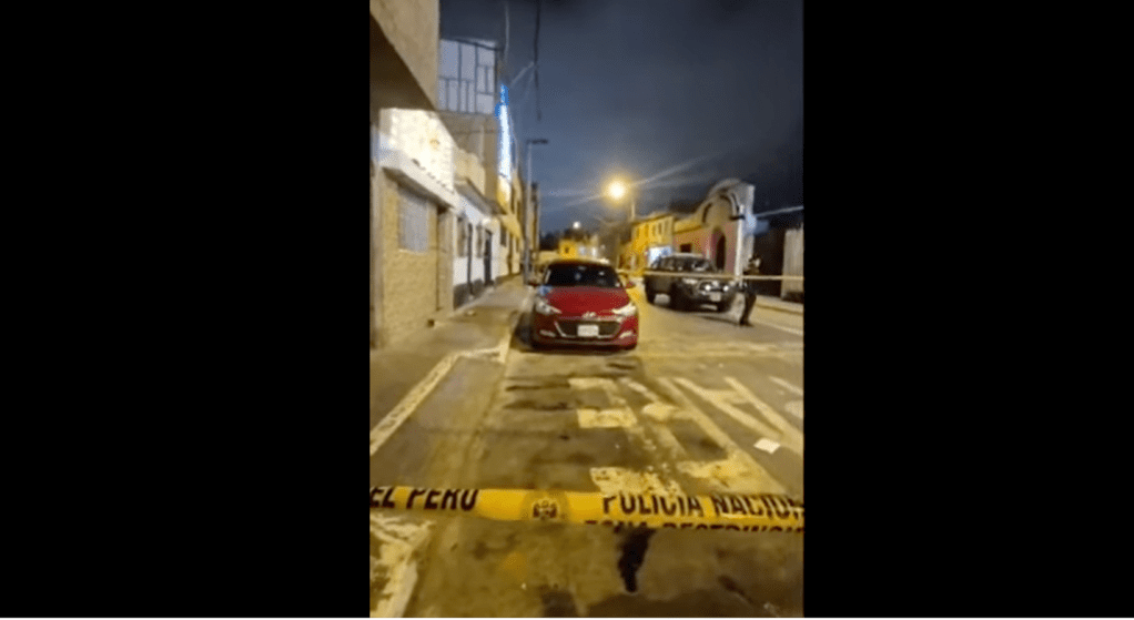 Anthony Rodríguez Rumiche, a reporter with digital media outlet Prensa Callao TV, posted a video after his car was shot at least 20 times in Callao, a province neighboring Lima, Peru. (Screenshot: Facebook/Noticia Al Día - Bagua Grande TV)