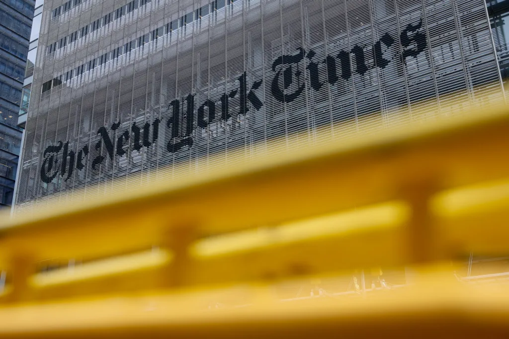 The New York Times building in Manhattan, New York City, U.S., September 16, 2025. U.S. President Donald Trump has filed a $15 billion defamation lawsuit against the New York Times and book publisher Penguin Random House. REUTERS/Kylie Cooper