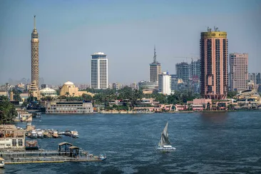 Egyptian authorities arrested six journalists working for independent investigative journalism platform Matsda2sh in late September 2026.