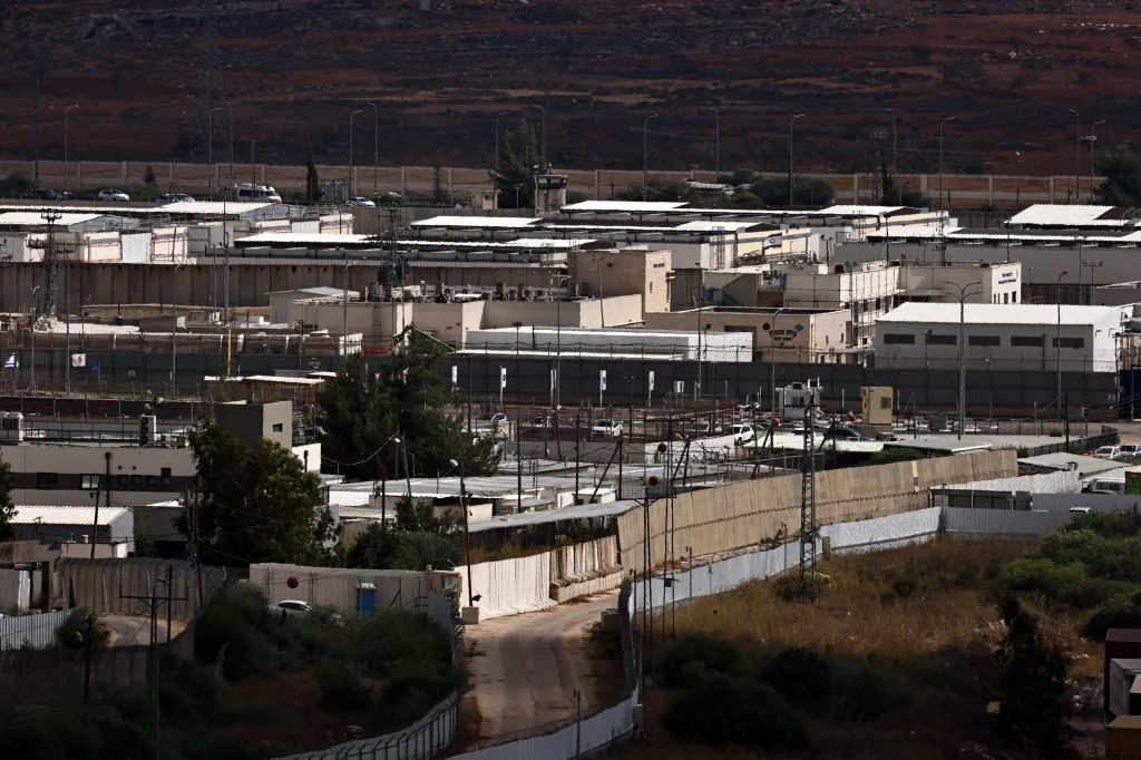 Thirty Palestinian journalists have been detained at Israel's Ofer military prison complex, located between Ramallah and Beitunia in the occupied West Bank.