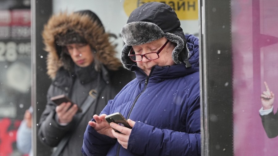 Russians on phones