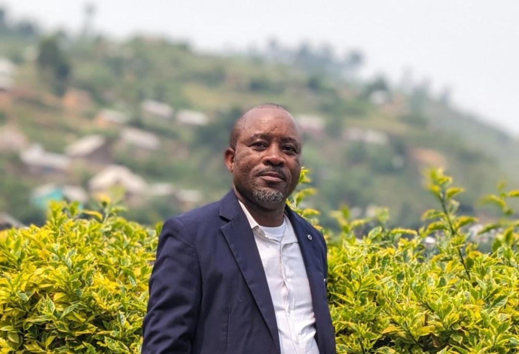 Congolese journalist Espoir Mbata