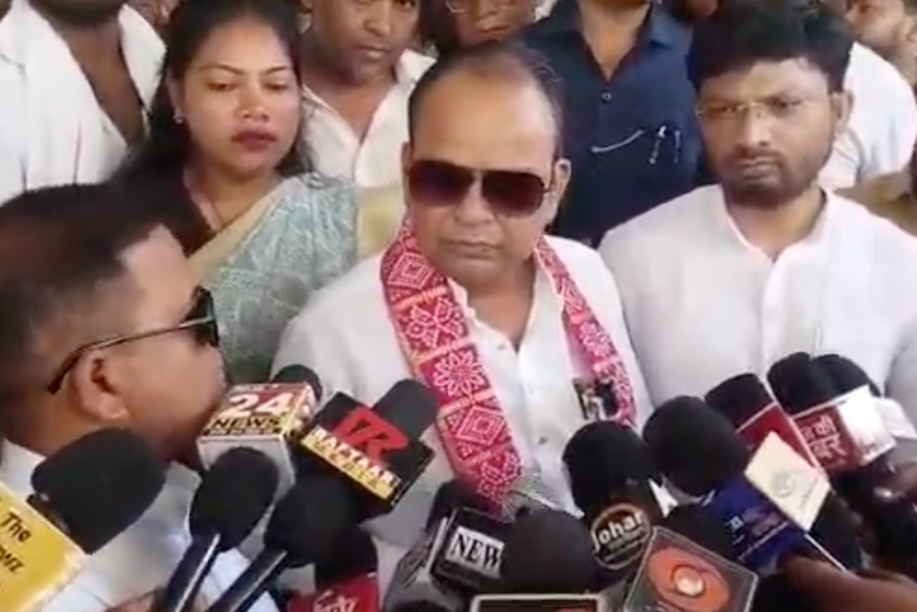 Jharkhand Health Minister Irfan Ansari at a medical college in Hazaribagh city when they were assaulted