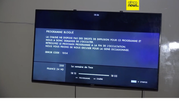 A television screen shows that France 24 channel has been blocked in Niger.
