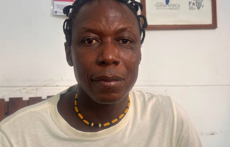 Mozambican journalist Estacio Valoi.