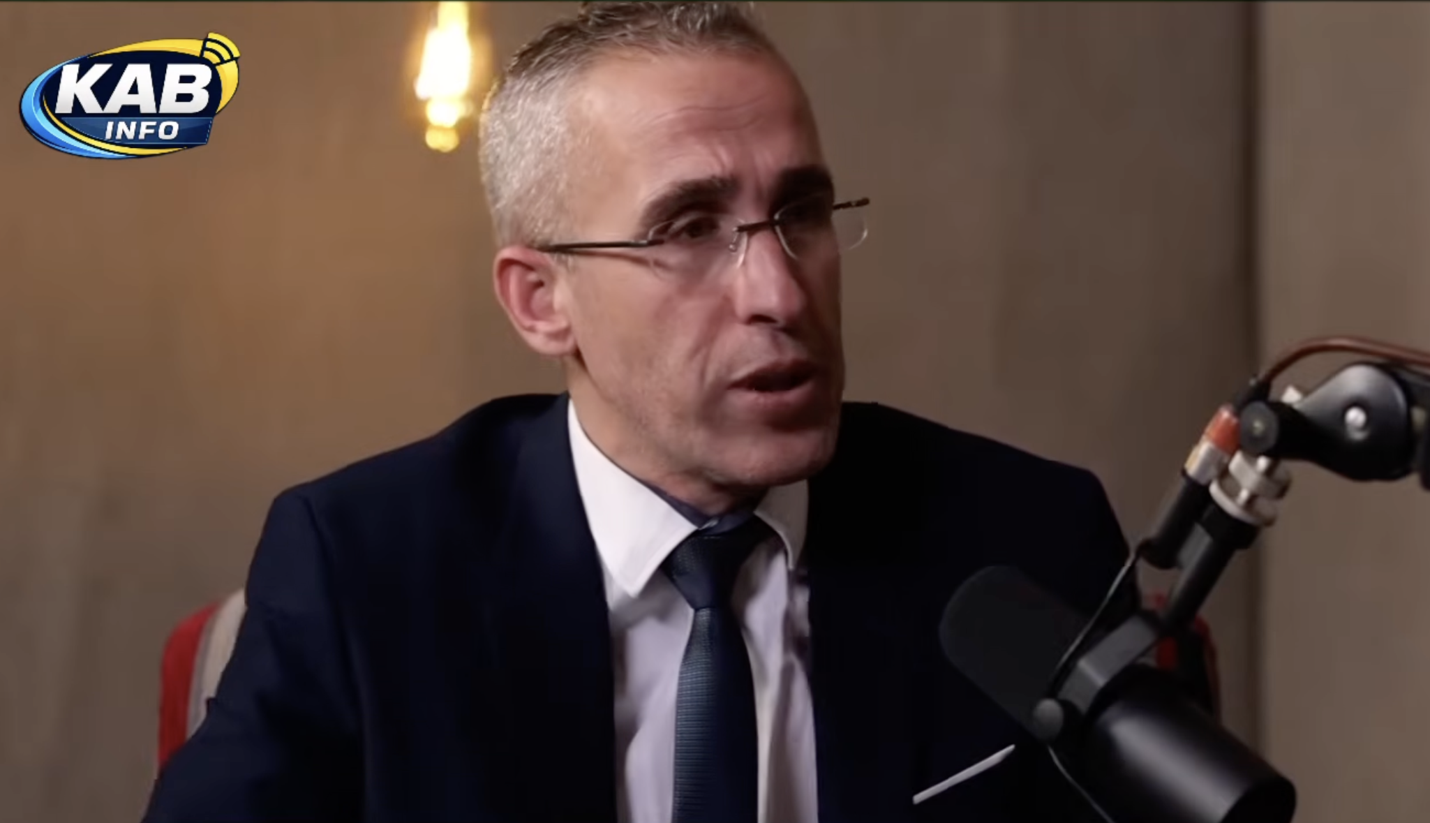 Algerian authorities arrest journalist Mourad At-Mimou over social media posts