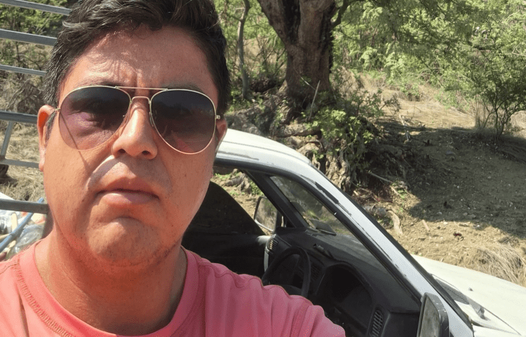 Zúñiga, 35, was attacked while inside a business he owned in Santa Cruz Apotoltitlán, a small town within the Thuitzingo municipality, approximately 100 miles southeast of Mexico City. (Photo: Facebook/Ricardo Zúñiga)