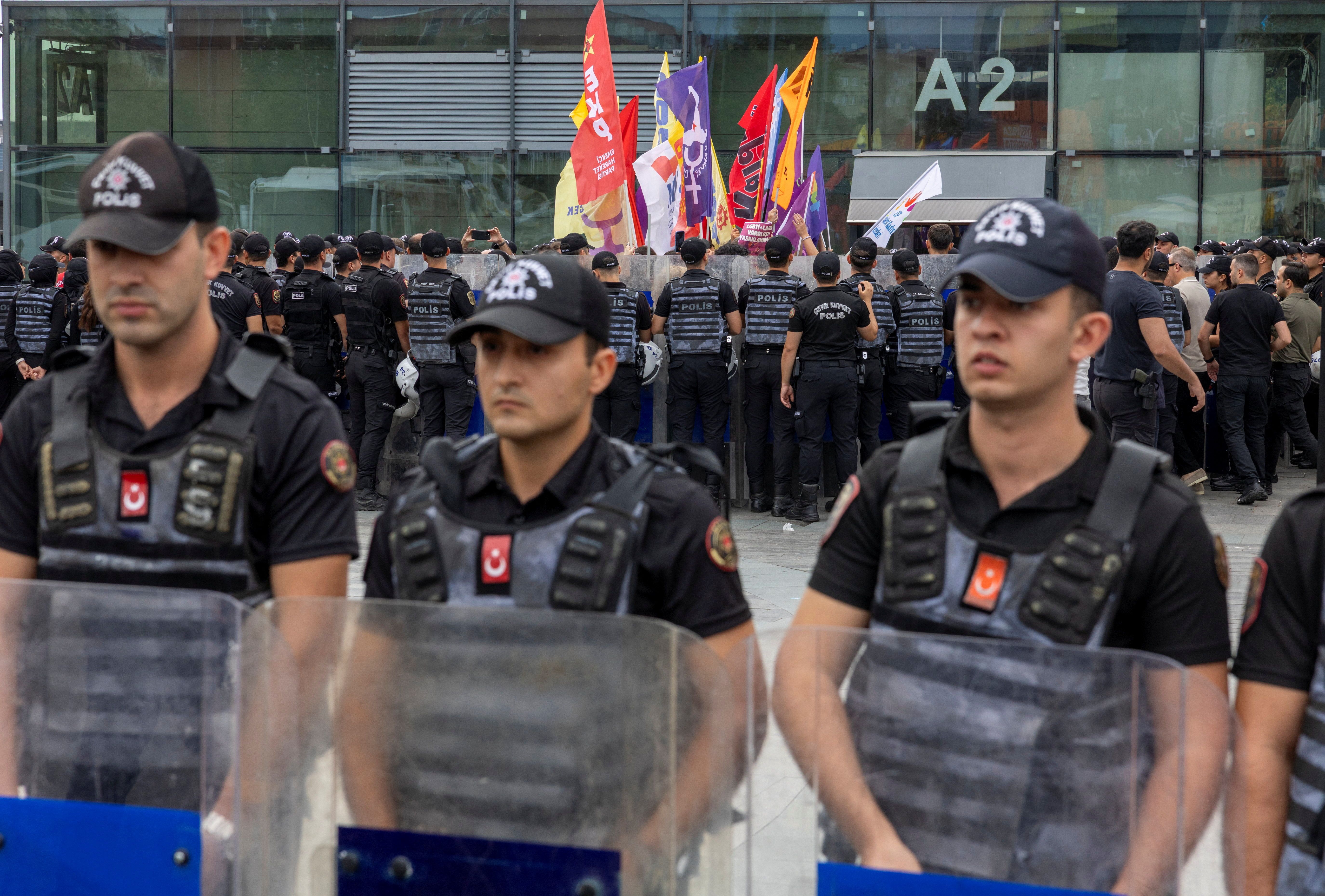 Journalist Tuğba Tekerek arrested in Turkey for ‘obscenity’ during LGBTQ+ crackdown