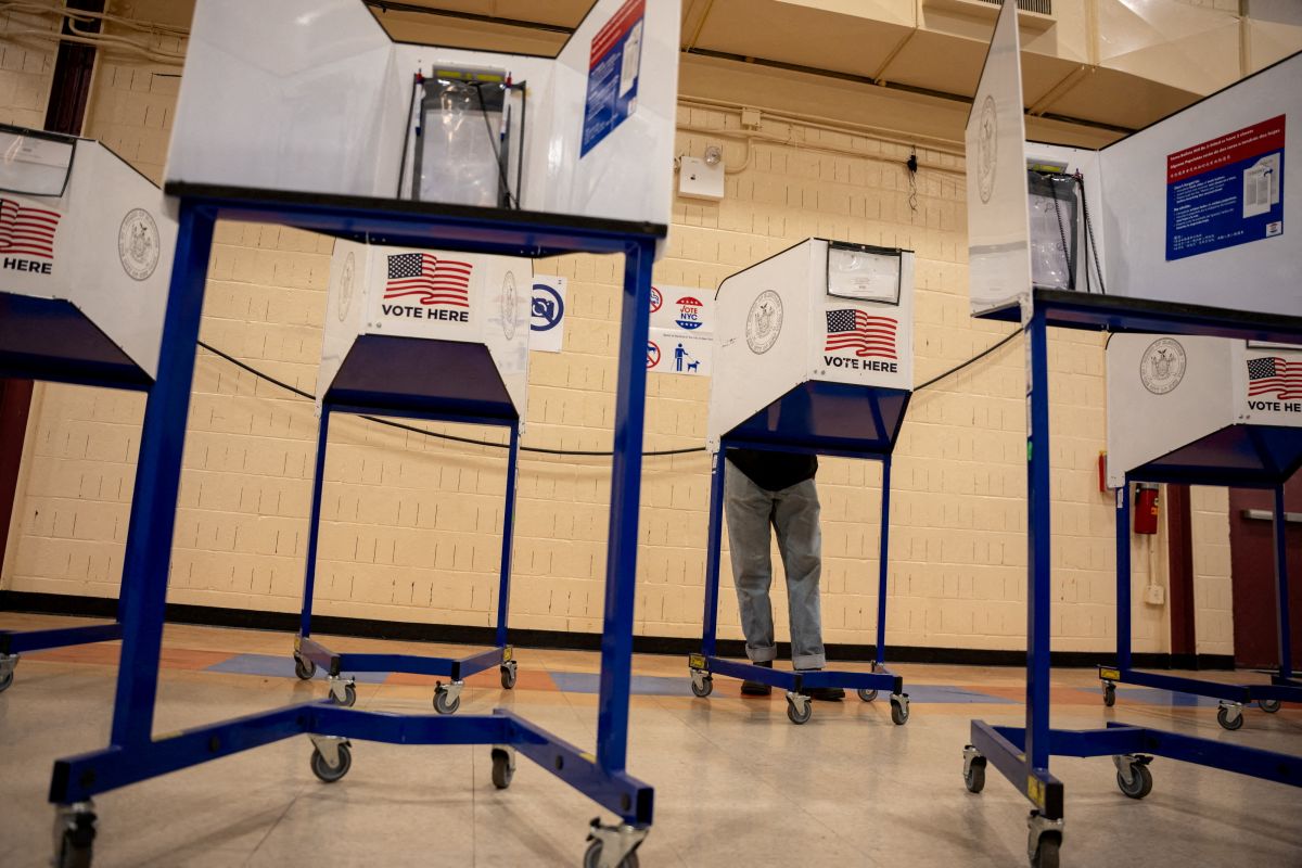 How Journalists Can Stay Safe–And How We Can Protect America’s Press–On Midterm Election Day And Beyond