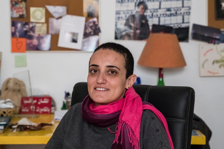 Egyptian journalist Lina Attalah, co-founder and editor-in-chief of the Cairo-based online newspaper Mada Masr, gives an interview with AFP in the capital Cairo on December 28, 2020.